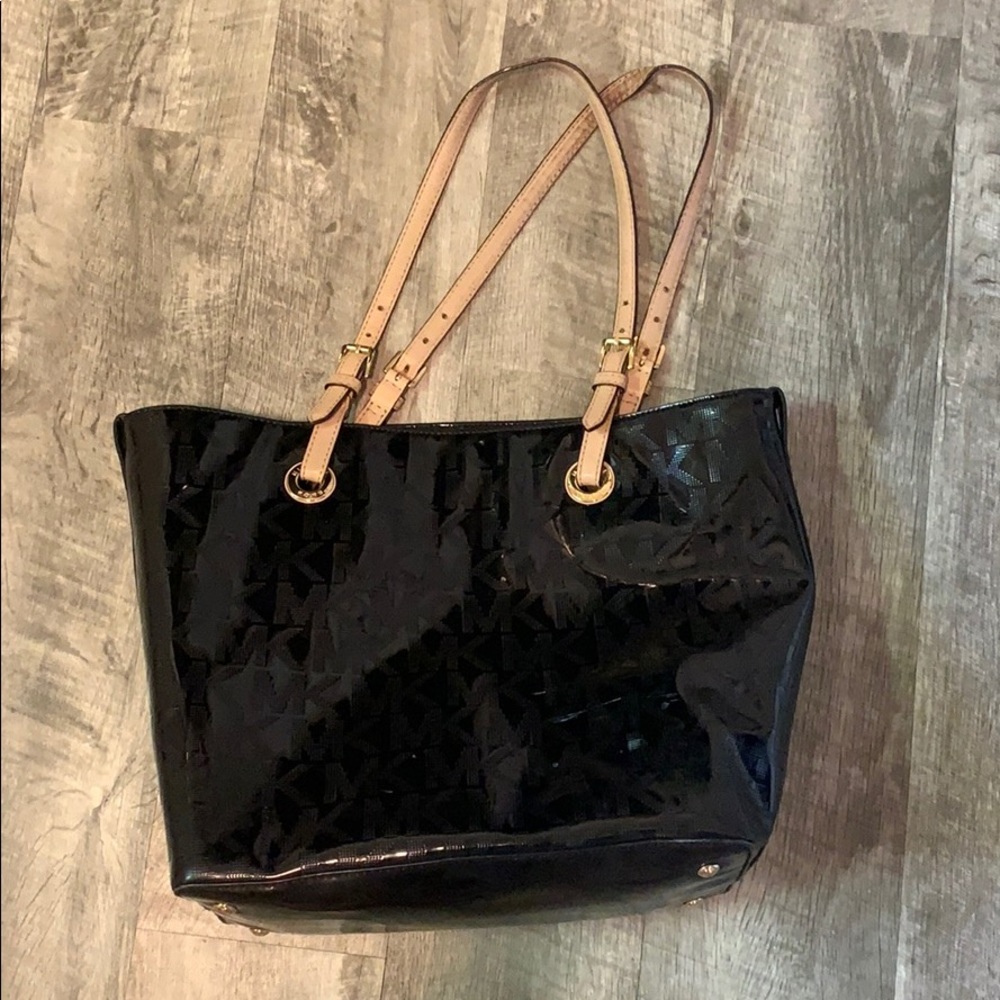 Michael Kors tote bag.